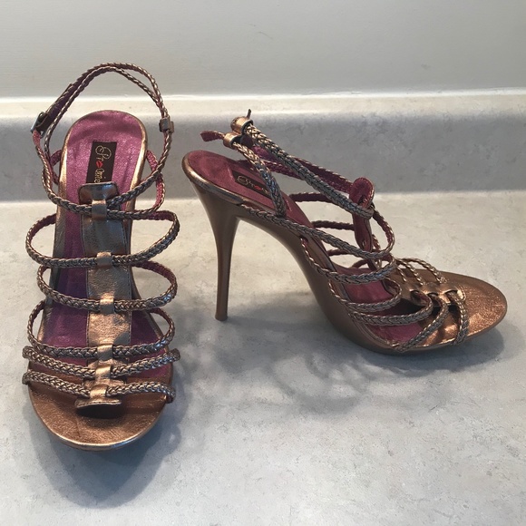 PROMISE Gold Sandals - Picture 1 of 2